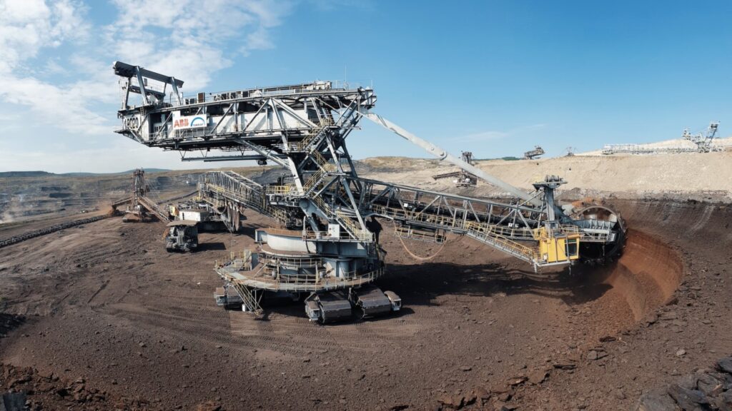 Coal mining crane